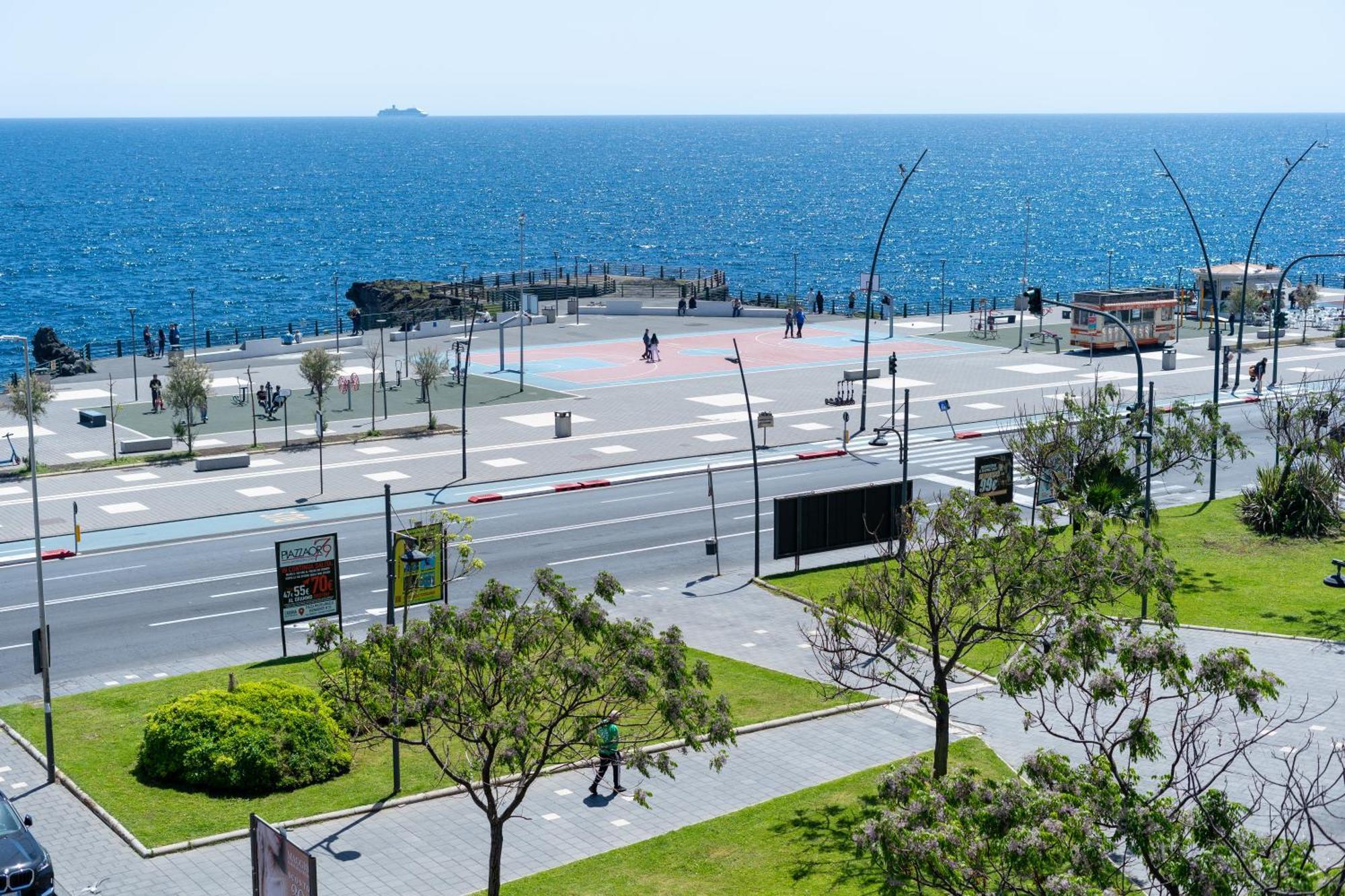 Perla Marina Apartment Catania Ngoại thất bức ảnh